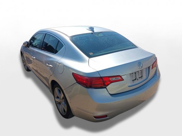 2013 Acura ILX 2.0L Premium photo 3