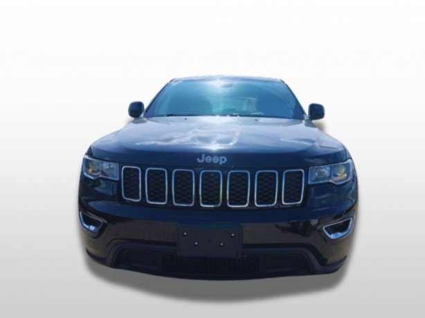 2018 Jeep Grand Cherokee Laredo photo 2