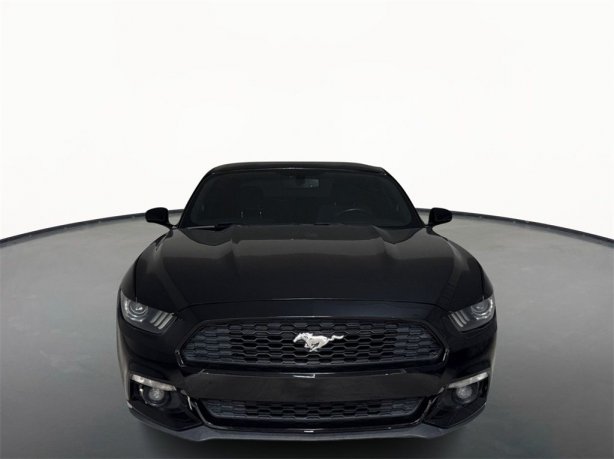 2016 Ford Mustang photo 2