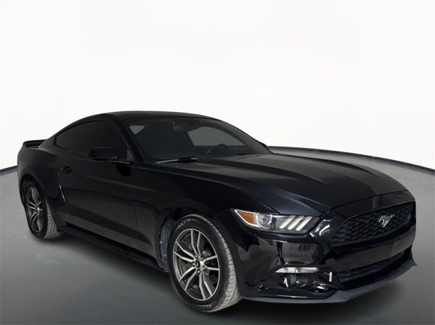 2016 Ford Mustang photo 3