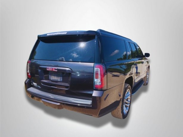 2017 Gmc Yukon XL SLT photo 2