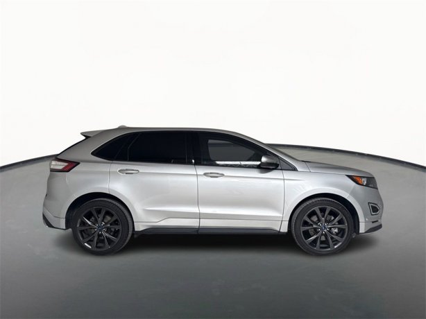 2015 Ford Edge Sport photo 4