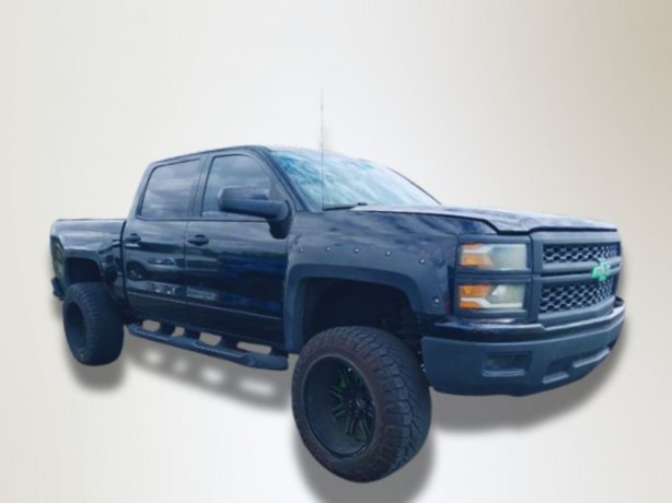 2015 Chevrolet Silverado LT photo 2
