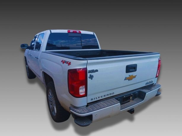 2016 Chevrolet Silverado High Country photo 3