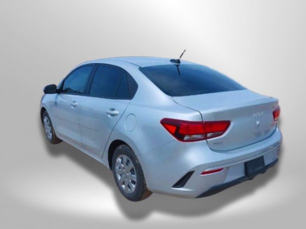 2023 Kia Rio LX S photo 3