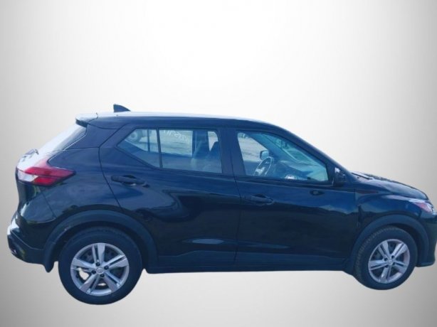 2023 Nissan Kicks S photo 4