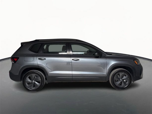 2025 Volkswagen Taos S photo 3