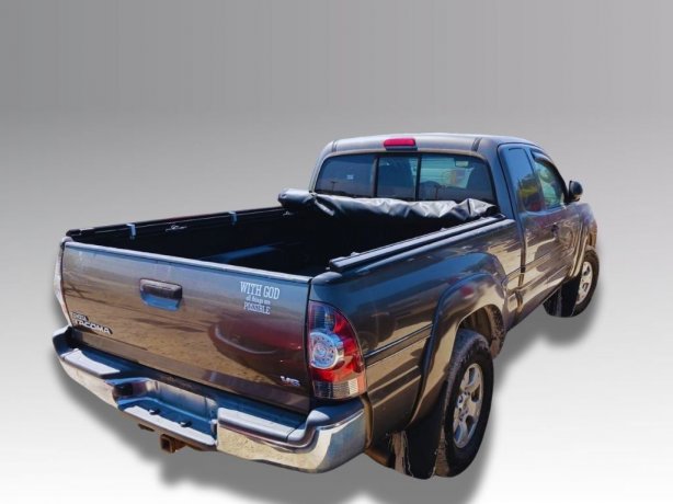 2013 Toyota Tacoma photo 3